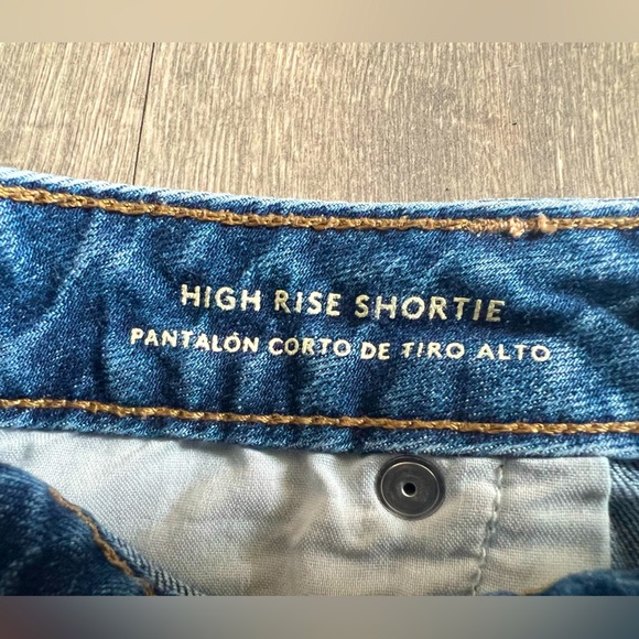 Universal thread high rise shortie. Size 27/4 - Picture 8 of 9